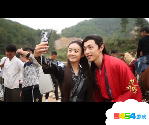 楚乔传萧策为何扮猪吃老虎?隐藏身份有什么目的?_萧策结局为什么被生母所杀