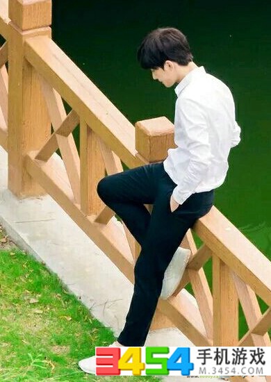 微微一笑很倾城手势什么意思?第10集肖奈手势