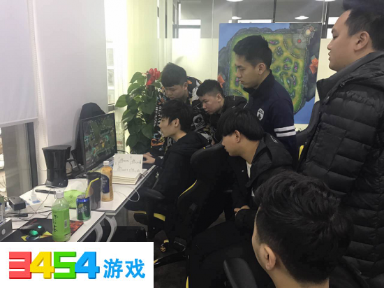 王者荣耀知名选手转型教练,QG.Gemini大起底