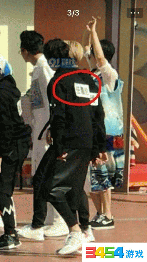 《奔跑吧》第十期嘉宾曝光 任嘉伦游乐园卖萌